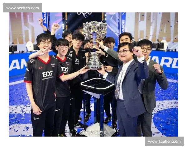 从默默无闻到万众瞩目，他用实力征服了电竞颁奖典礼！