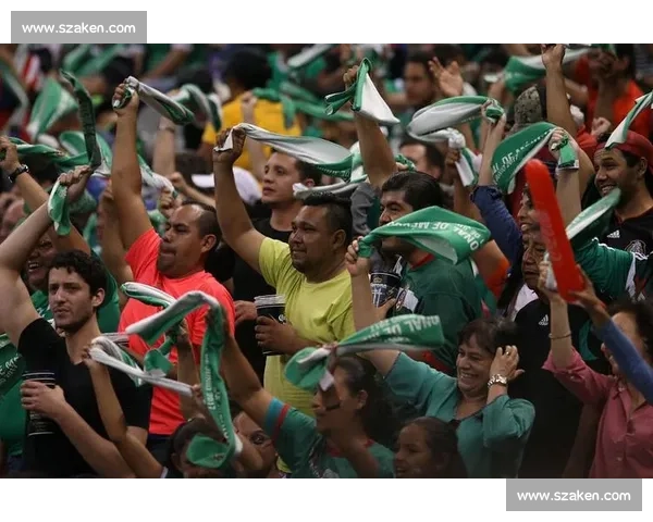 球迷狂欢！世界杯北美预选赛，现场火爆场面直击